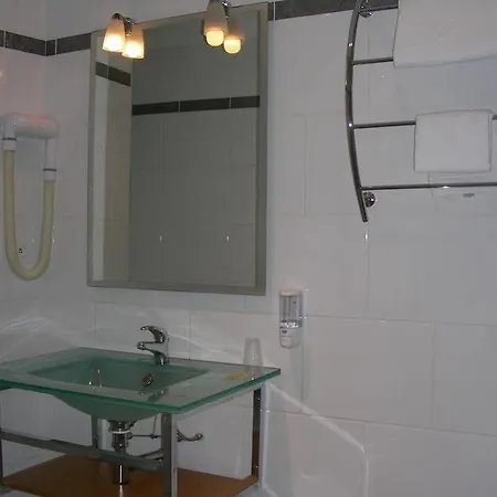Hotel Bleu De 2*